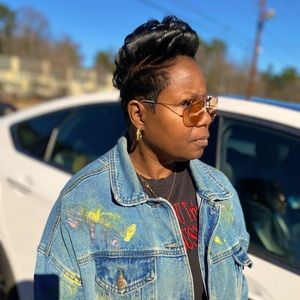 Meet your Posher, Valerie